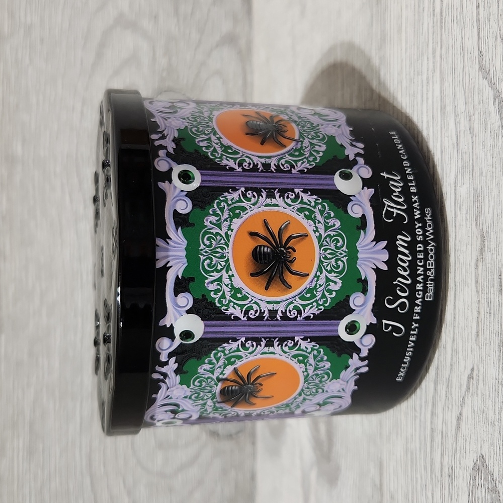 Bath & Body Works I Scream Float 3-Wick Candle